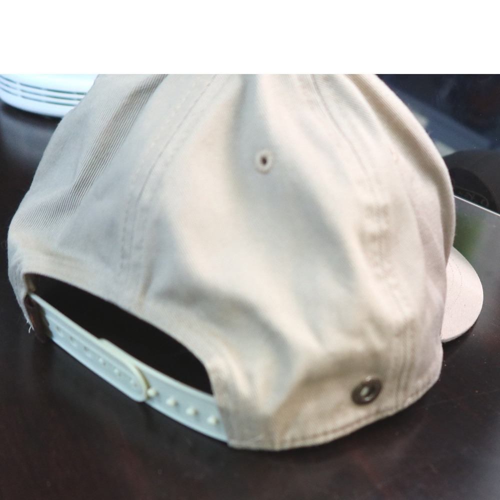 Peter Grimm Tan Snapback Hat Oval Logo Patch Flat Brim Adjustable Cap Mens OSFM - Picture 4 of 6